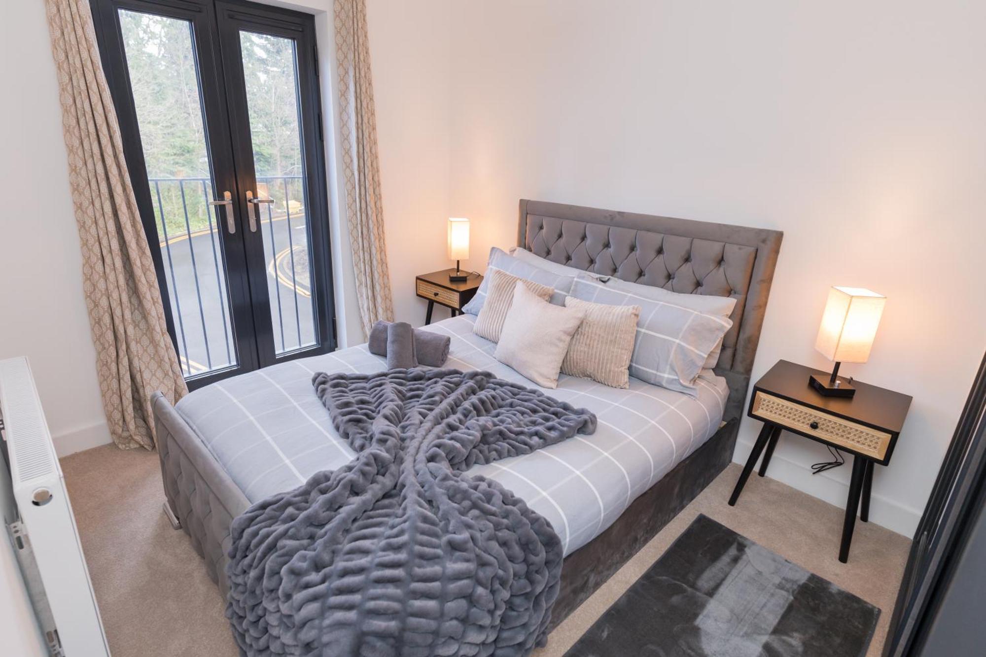 The Broad Oaks Villa Solihull Bagian luar foto